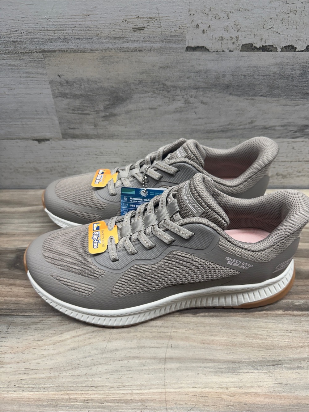 SKECHERS Slip-ins Bobs Squad 4 Staple Look Sneaker Women's Size US 8.5 New